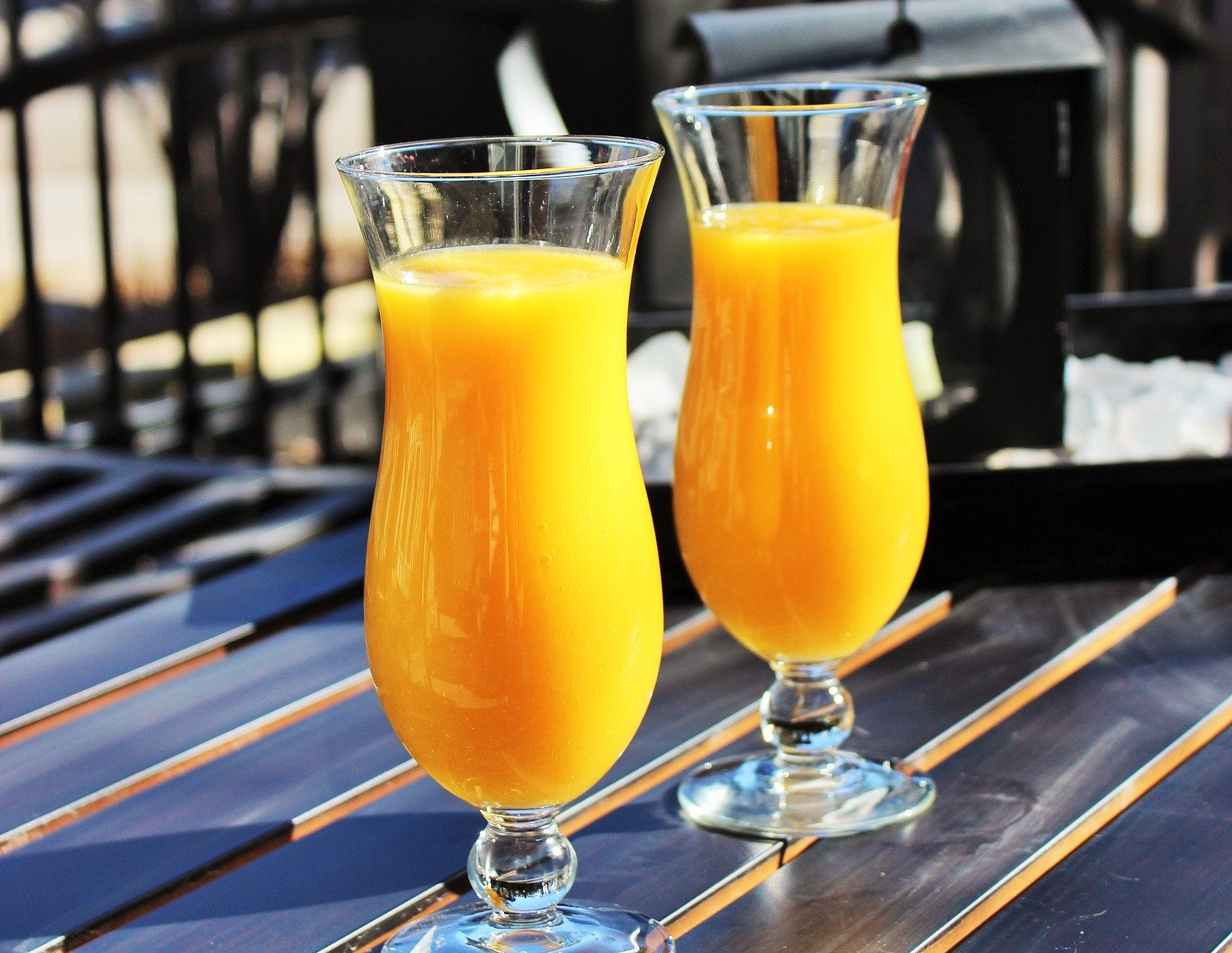 Mango Peach Smoothie