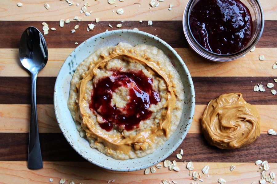 Peanut Butter Jelly Oats
